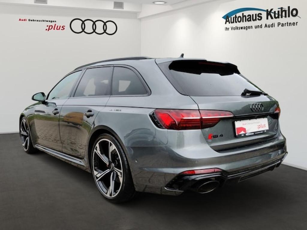 Audi RS4