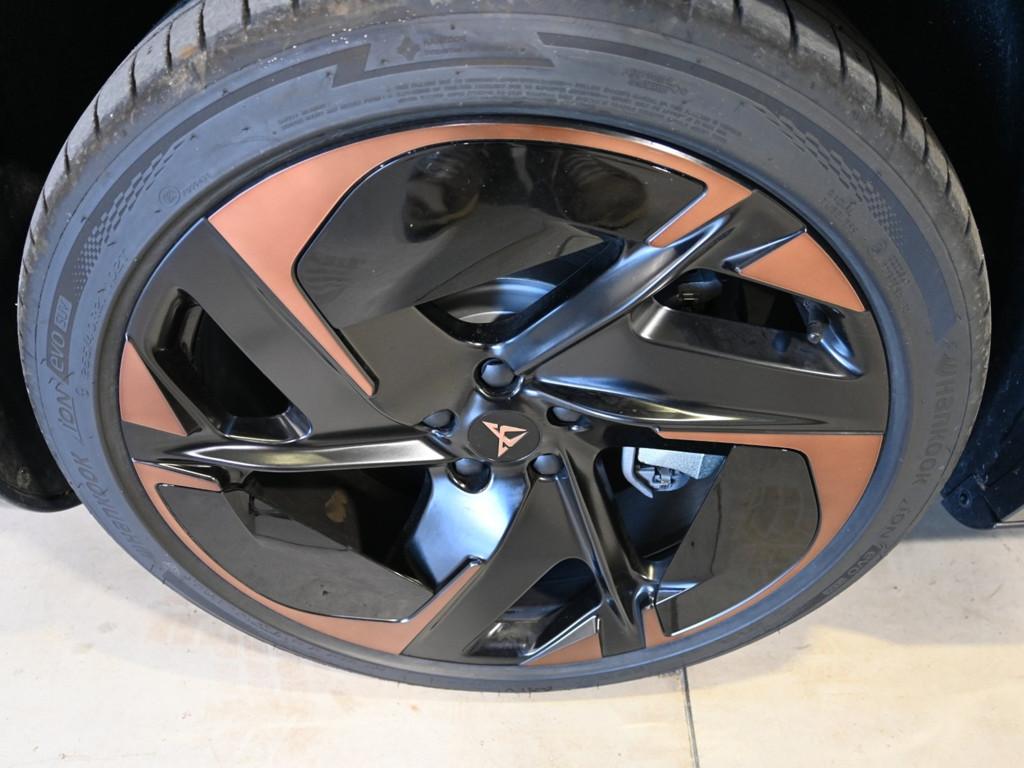 Cupra Tavascan