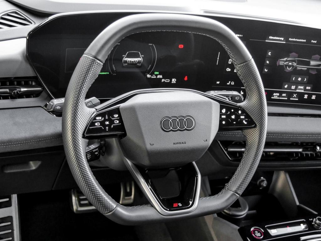 Audi SQ6 e-tron