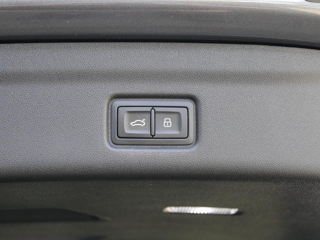 Audi SQ6 e-tron