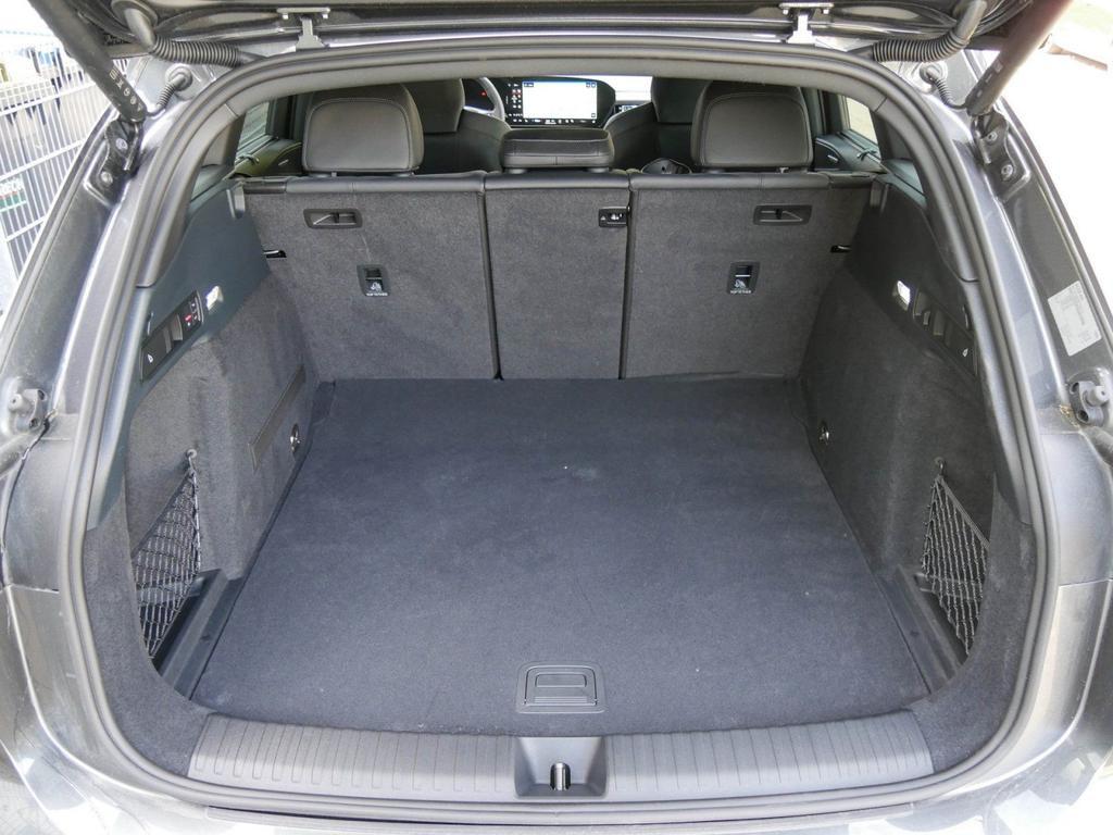 Audi SQ6 e-tron