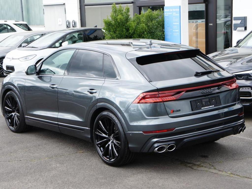 Audi SQ8