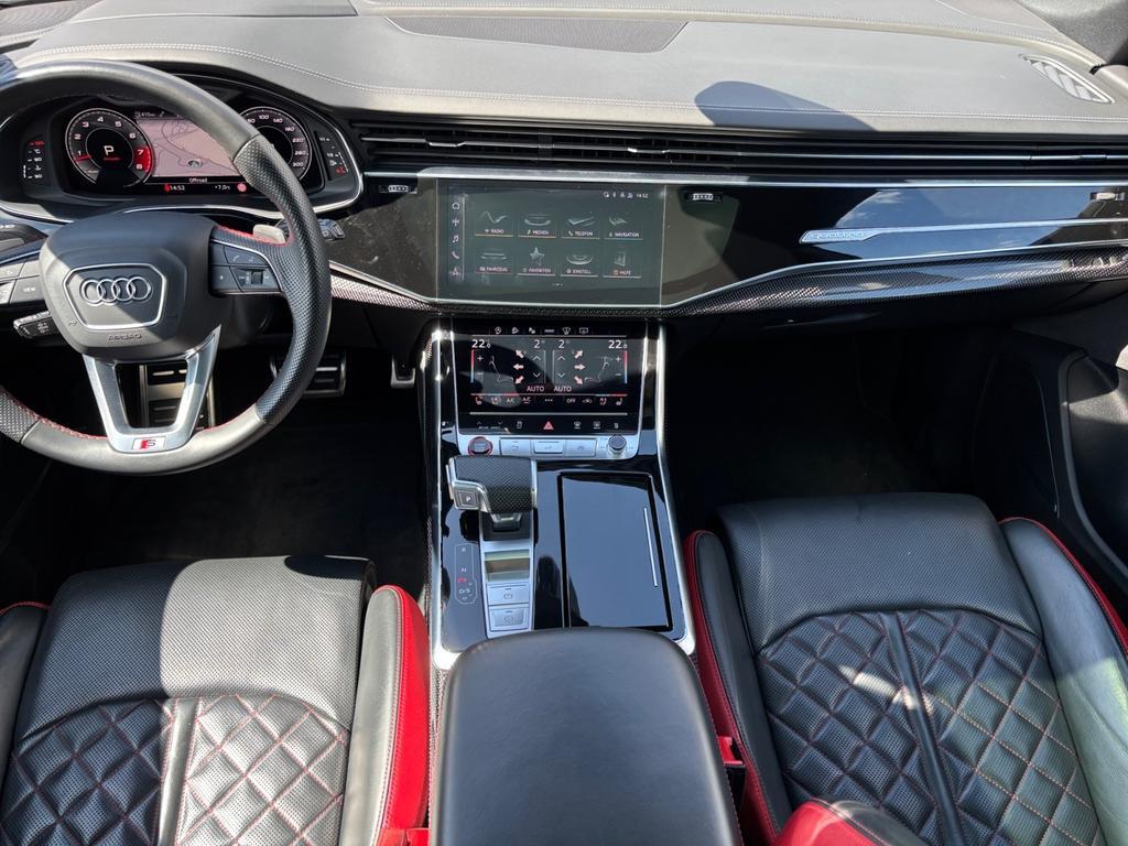 Audi SQ8
