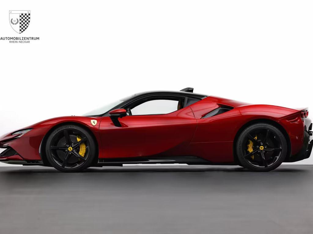 Ferrari SF90