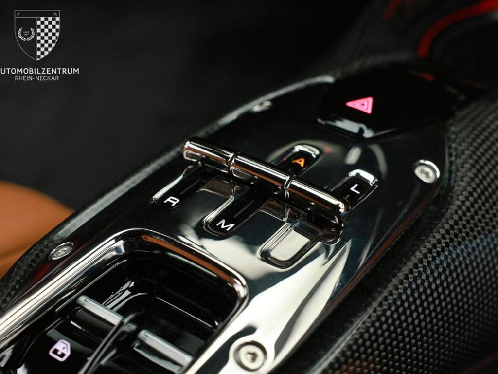 Ferrari SF90