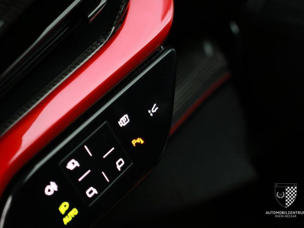 Ferrari SF90