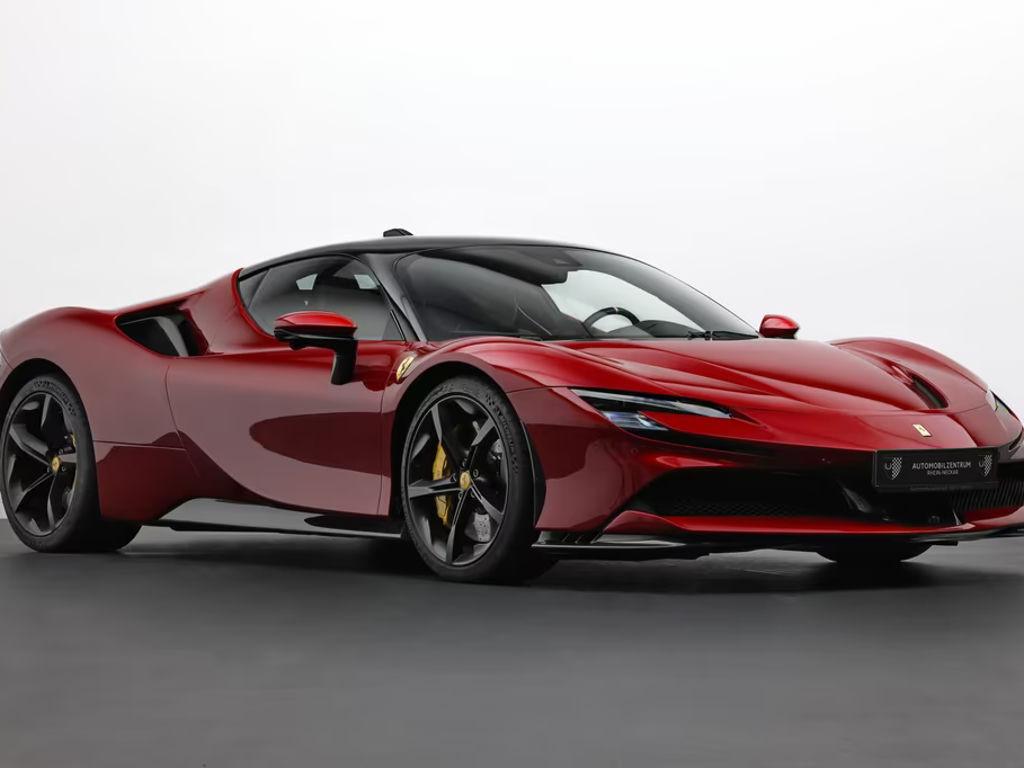 Ferrari SF90