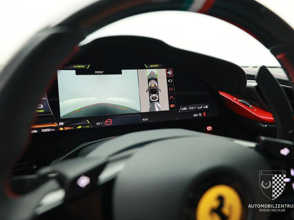 Ferrari SF90