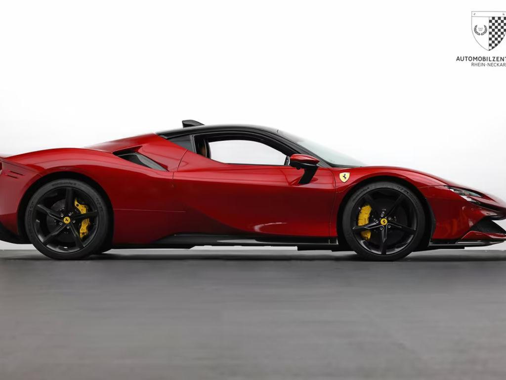 Ferrari SF90