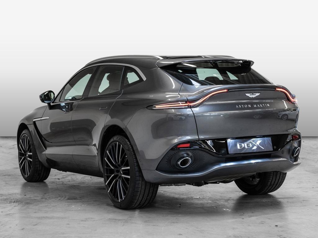 Aston Martin DBX
