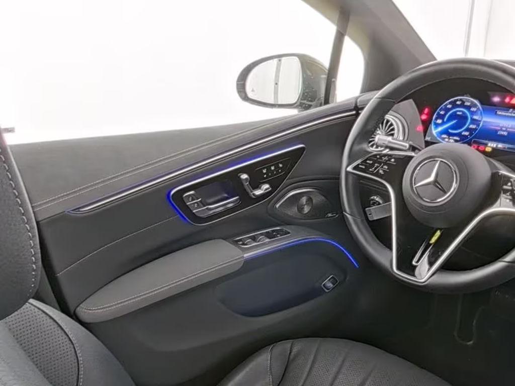 Mercedes-Benz EQS