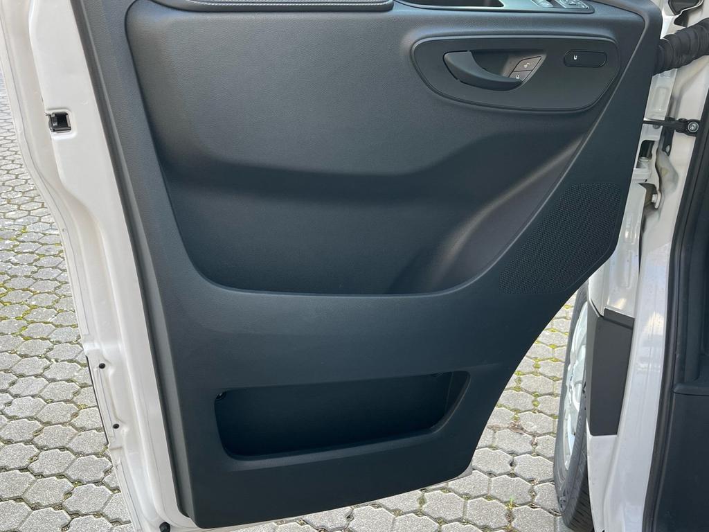 Mercedes-Benz eSprinter