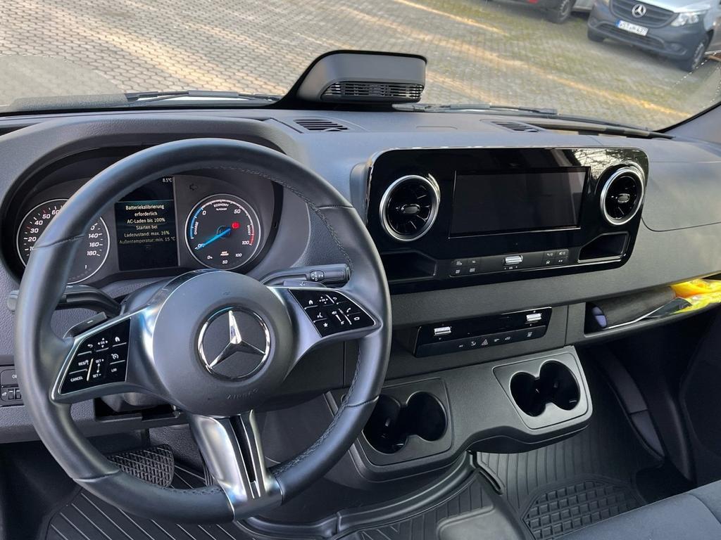 Mercedes-Benz eSprinter
