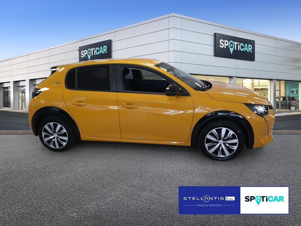 Peugeot e-208