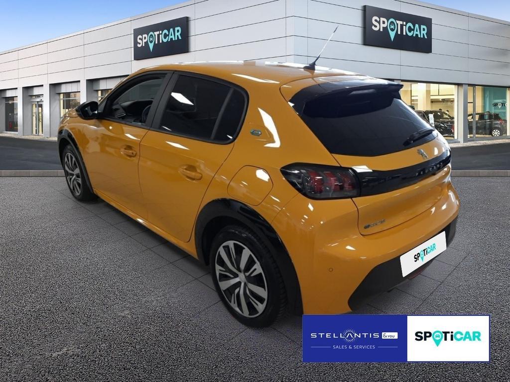 Peugeot e-208