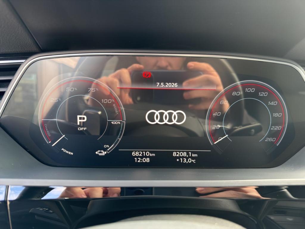 Audi Q8 e-tron