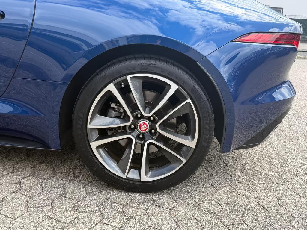 Jaguar F-Type
