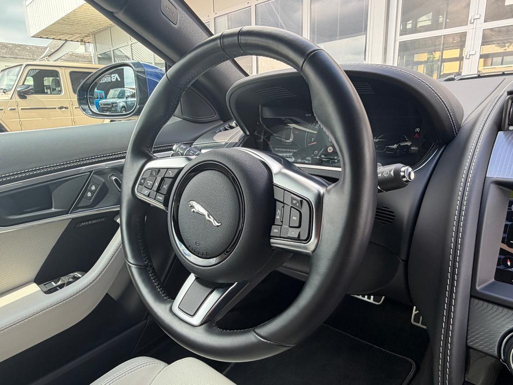 Jaguar F-Type