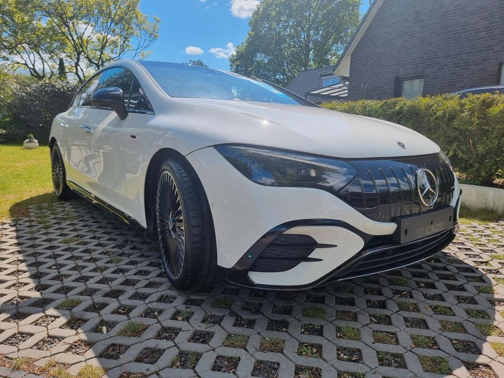 Mercedes-Benz EQE