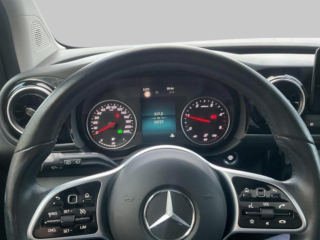 Mercedes-Benz T 180