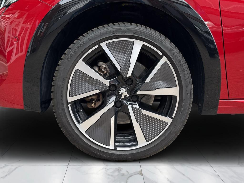 Peugeot e-208