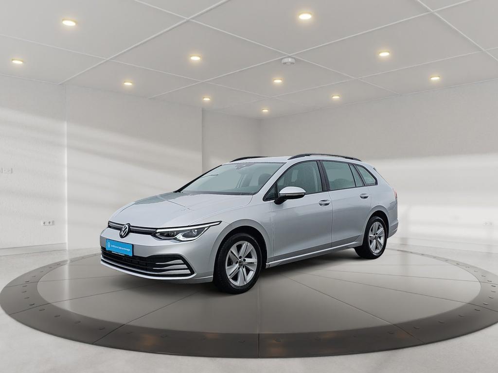Volkswagen Golf 2023 Benzine