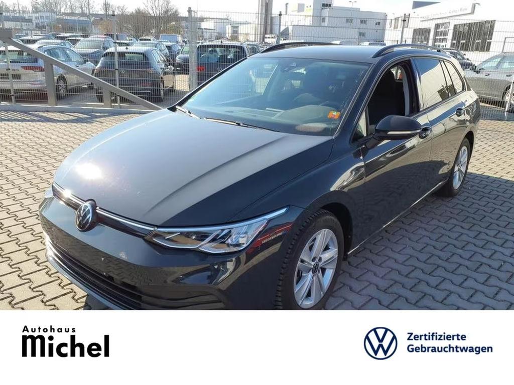Volkswagen Golf 2023 Benzine