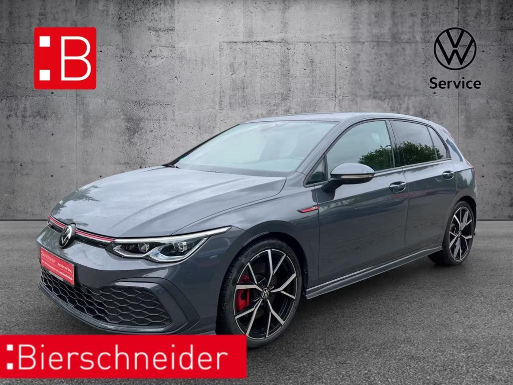 Volkswagen Golf 2024 Benzine