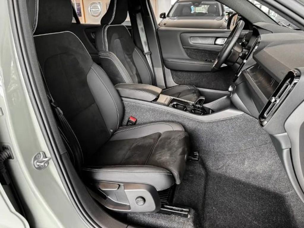 Volvo C40