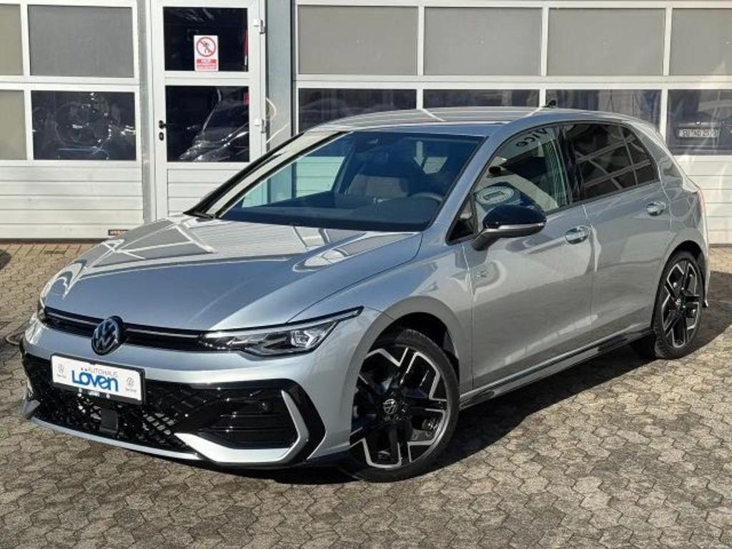 Volkswagen Golf 2025 Benzine