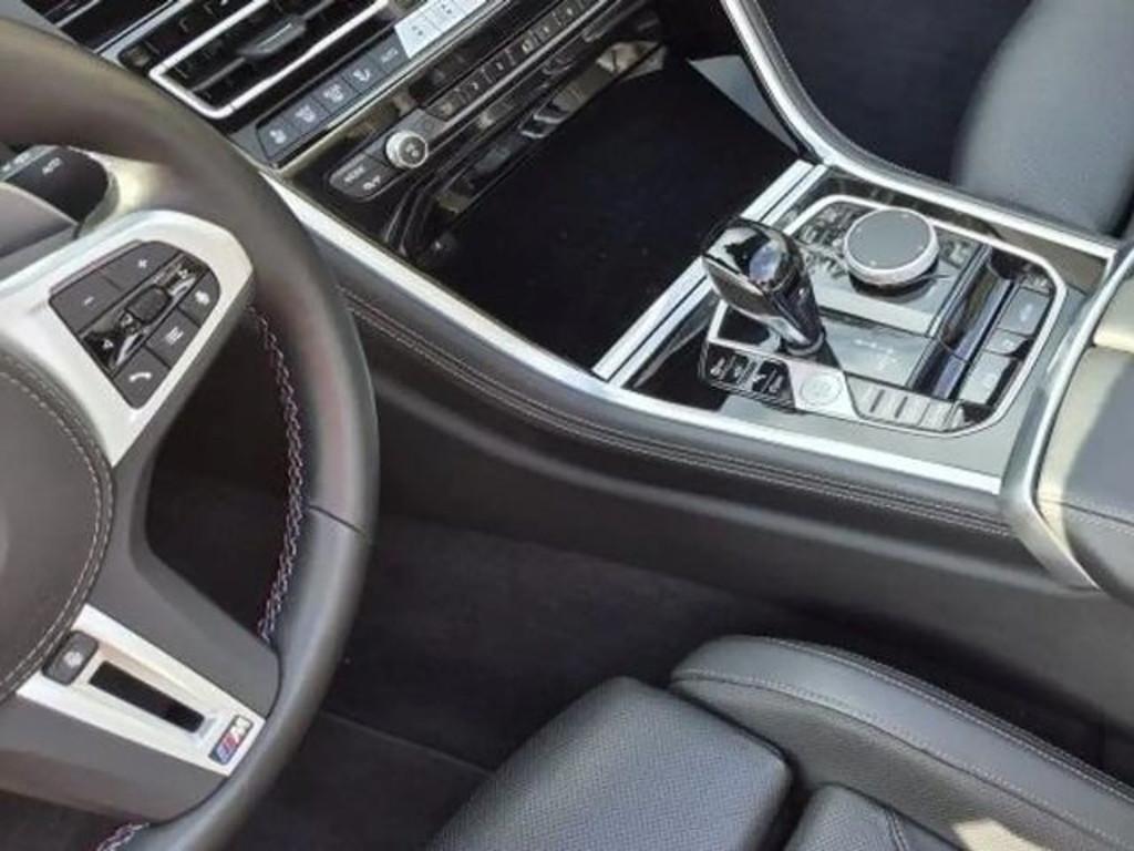 BMW M850