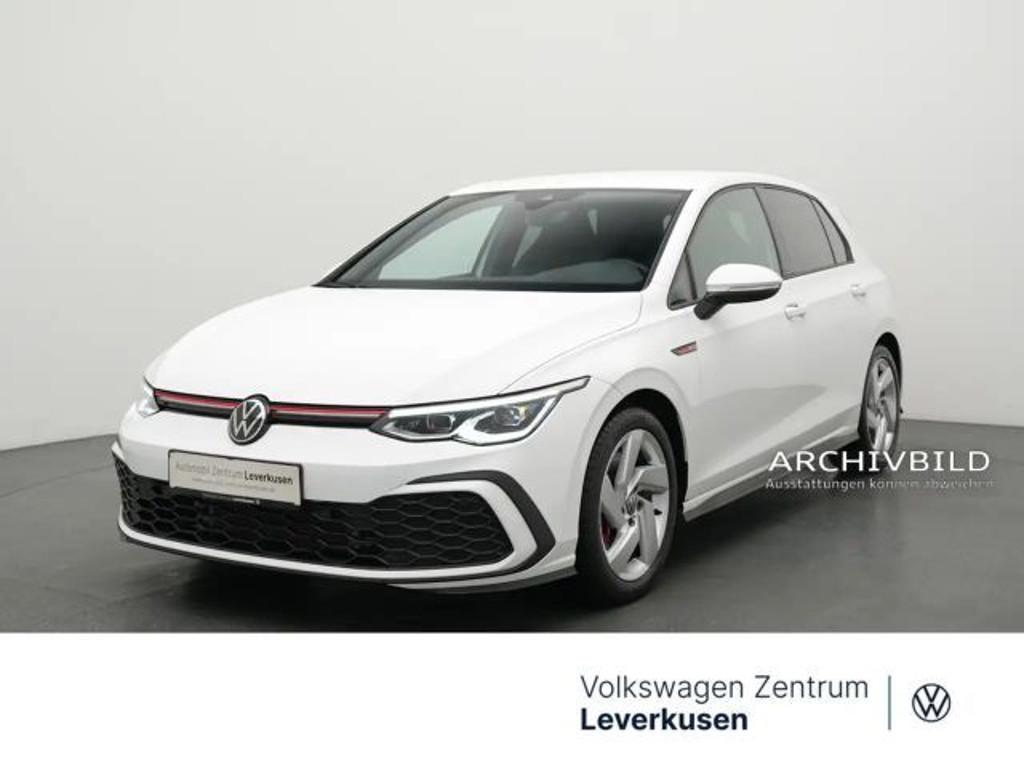 Volkswagen Golf 2024 Benzine