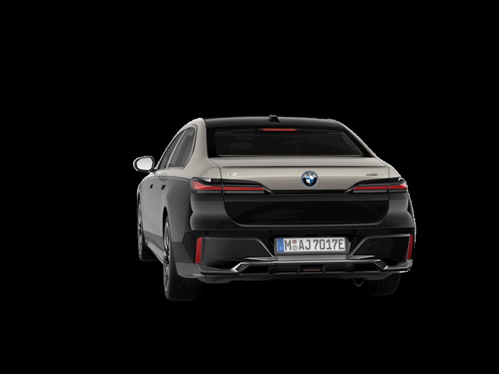BMW i7
