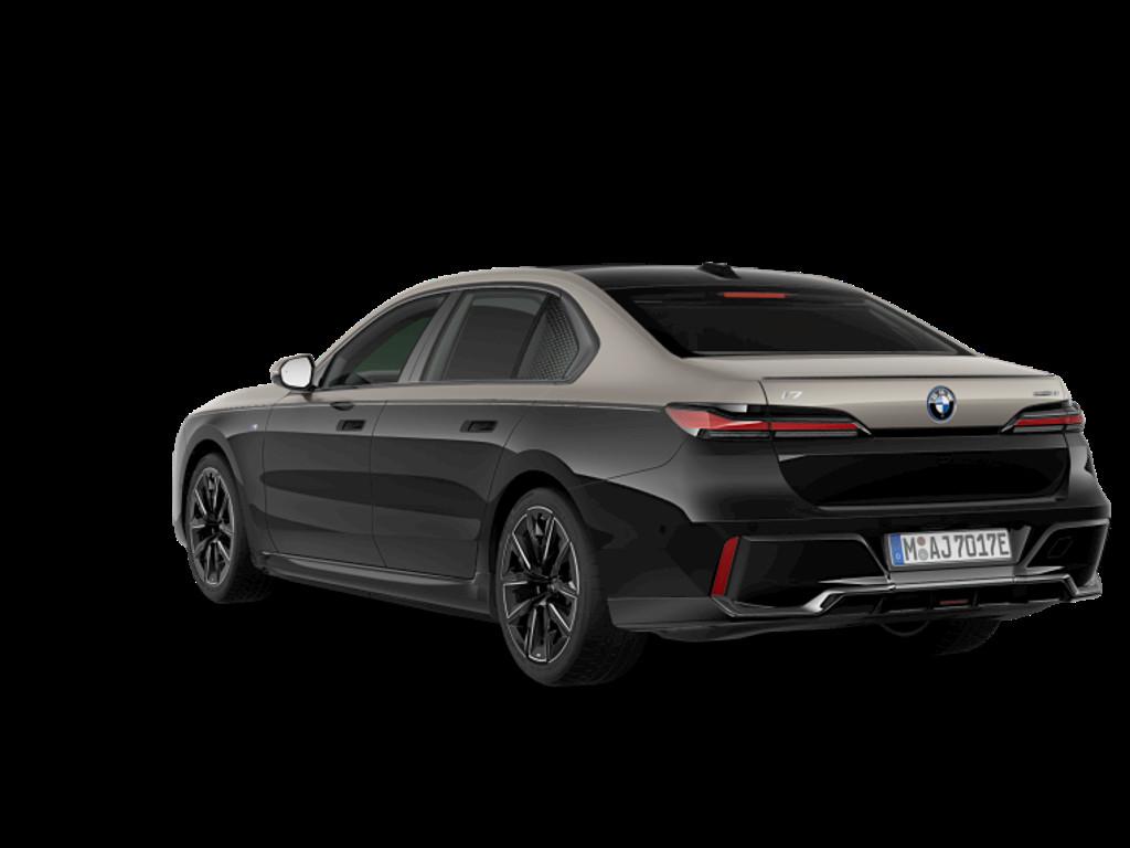 BMW i7