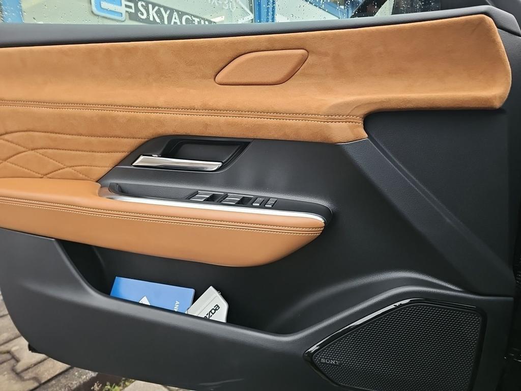 Mazda 6e