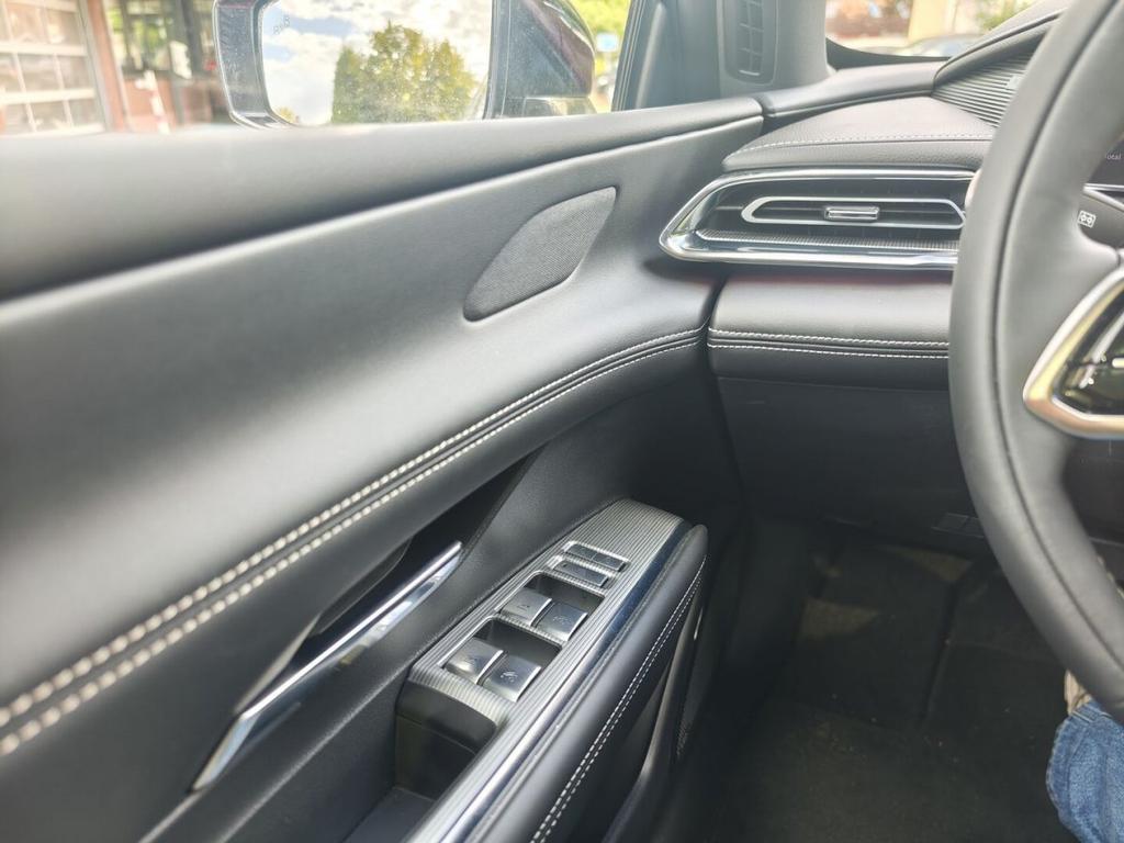 Mazda 6e