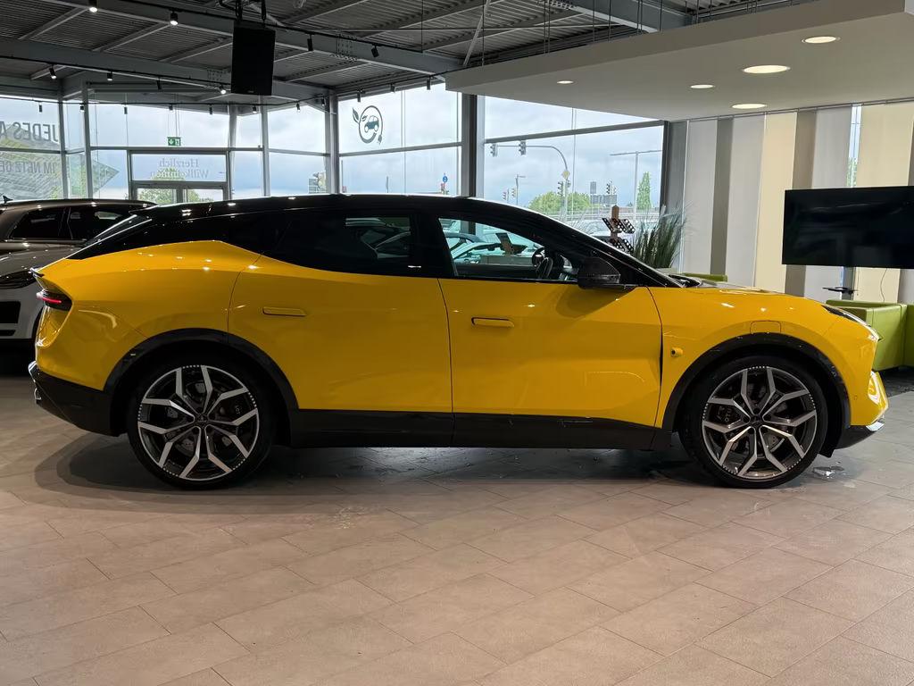 Lotus Eletre