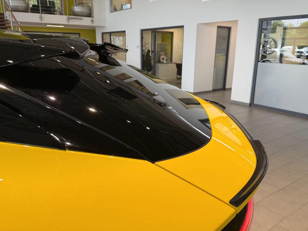 Lotus Eletre