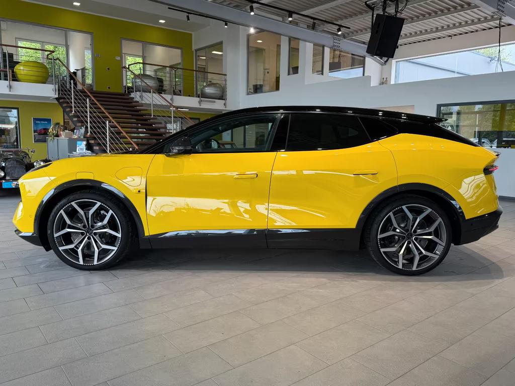 Lotus Eletre