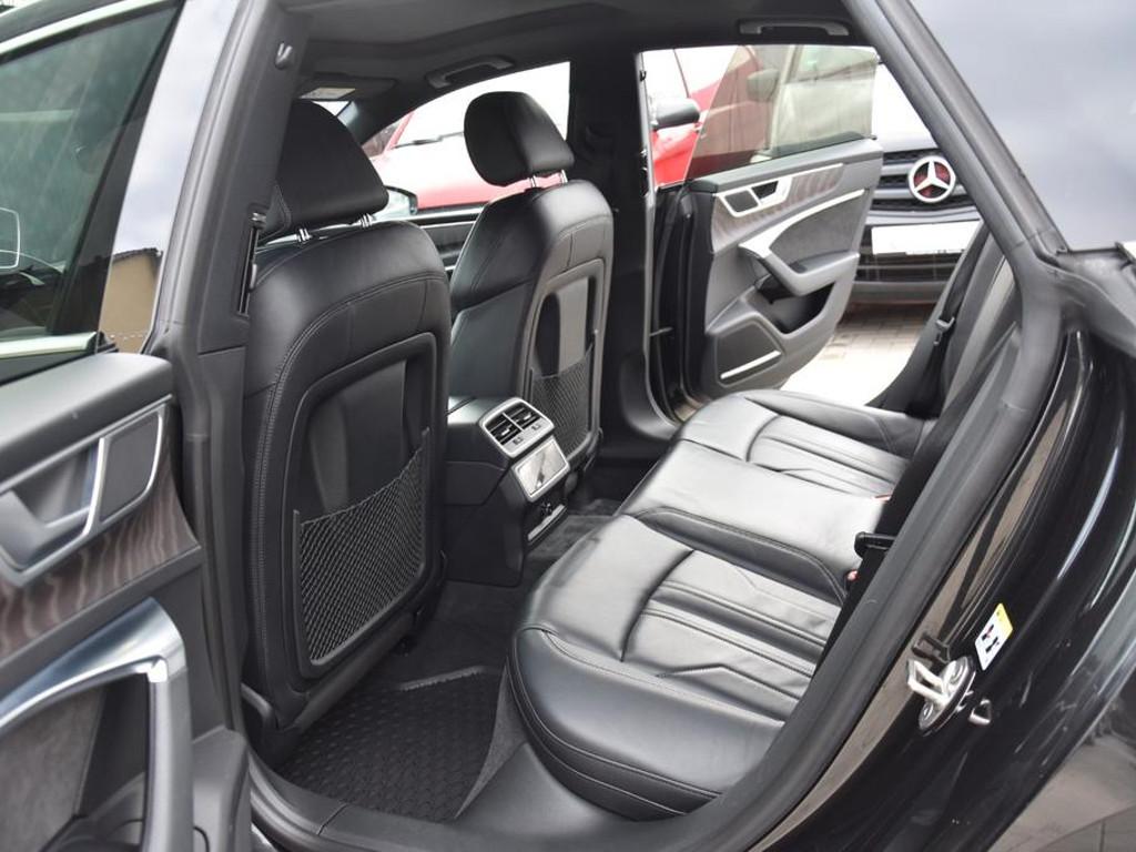 Audi S7