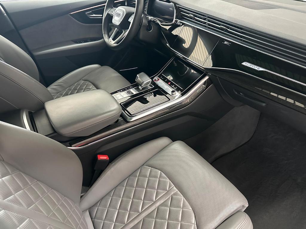 Audi SQ8