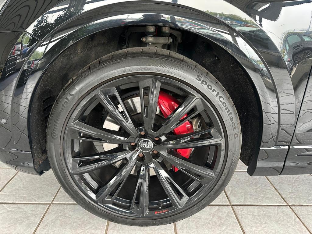 Audi SQ8