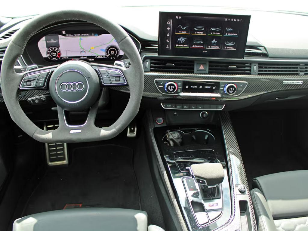 Audi RS4