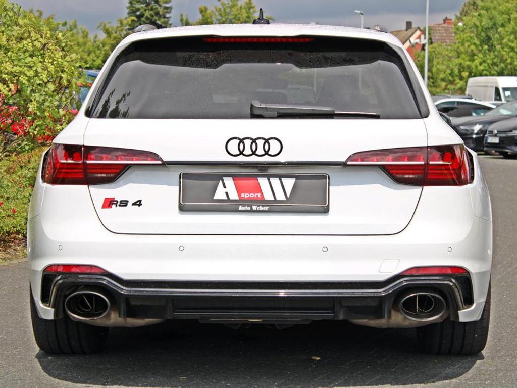 Audi RS4