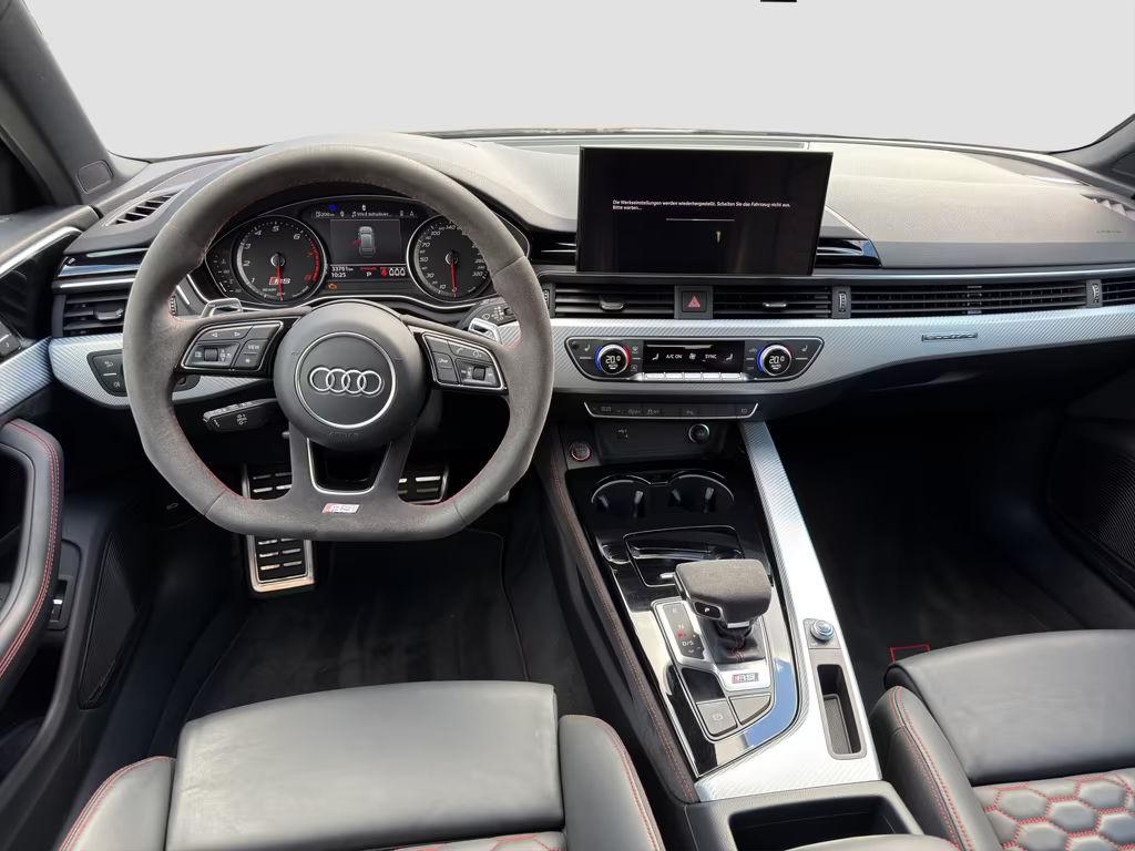 Audi RS4