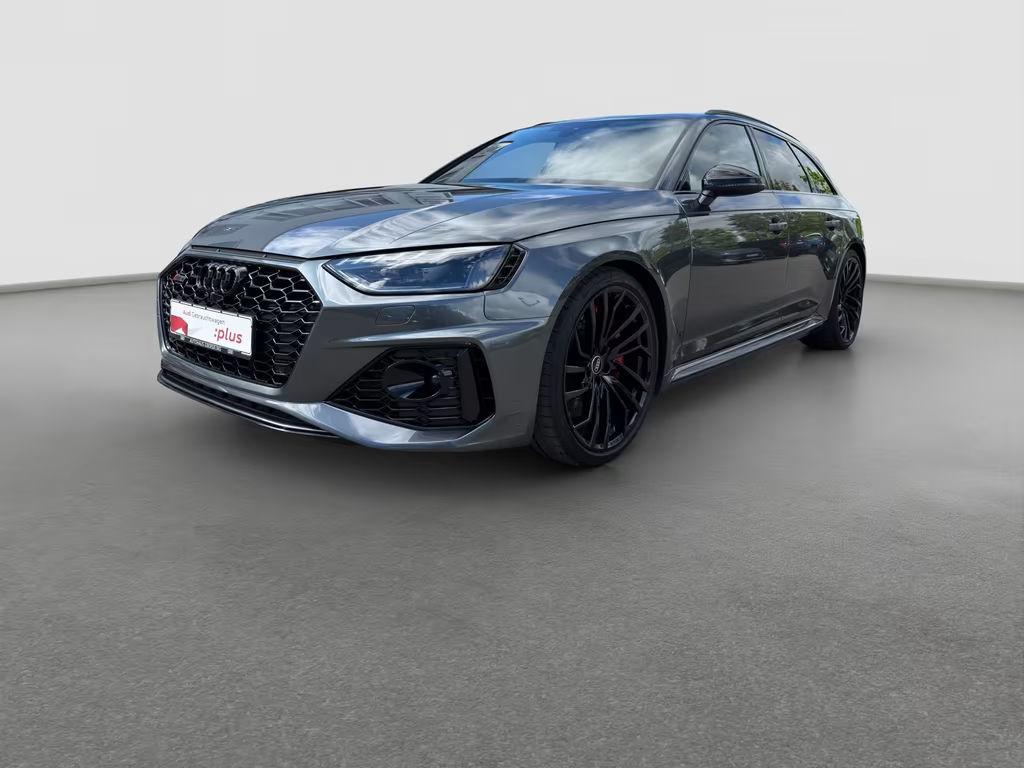 Audi RS4