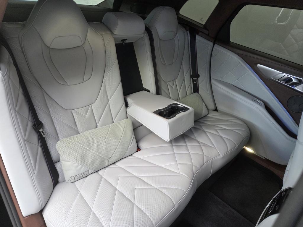 BMW XM