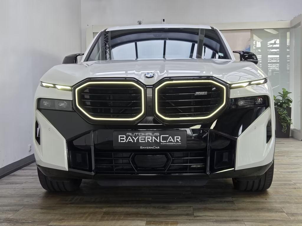 BMW XM