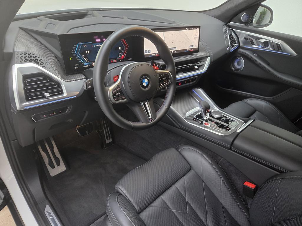 BMW XM