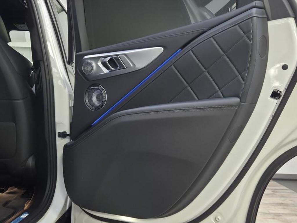 BMW XM